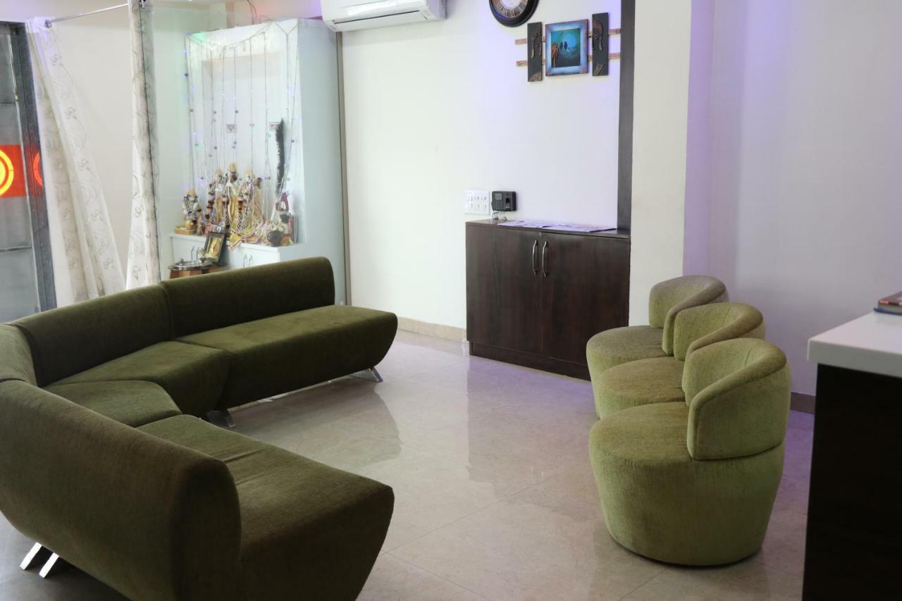 S.R. Residency Hotel Zirakpur Luaran gambar