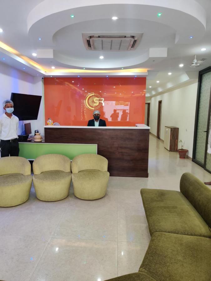 S.R. Residency Hotel Zirakpur Luaran gambar